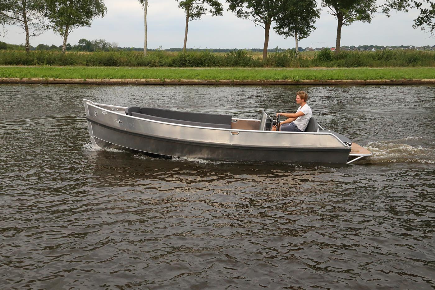 E-sloep 590