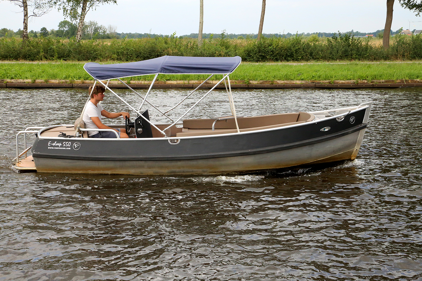 E-sloep 550