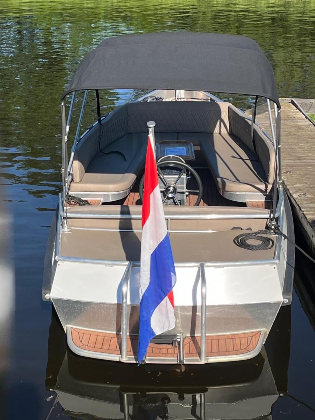 E-sloep 550