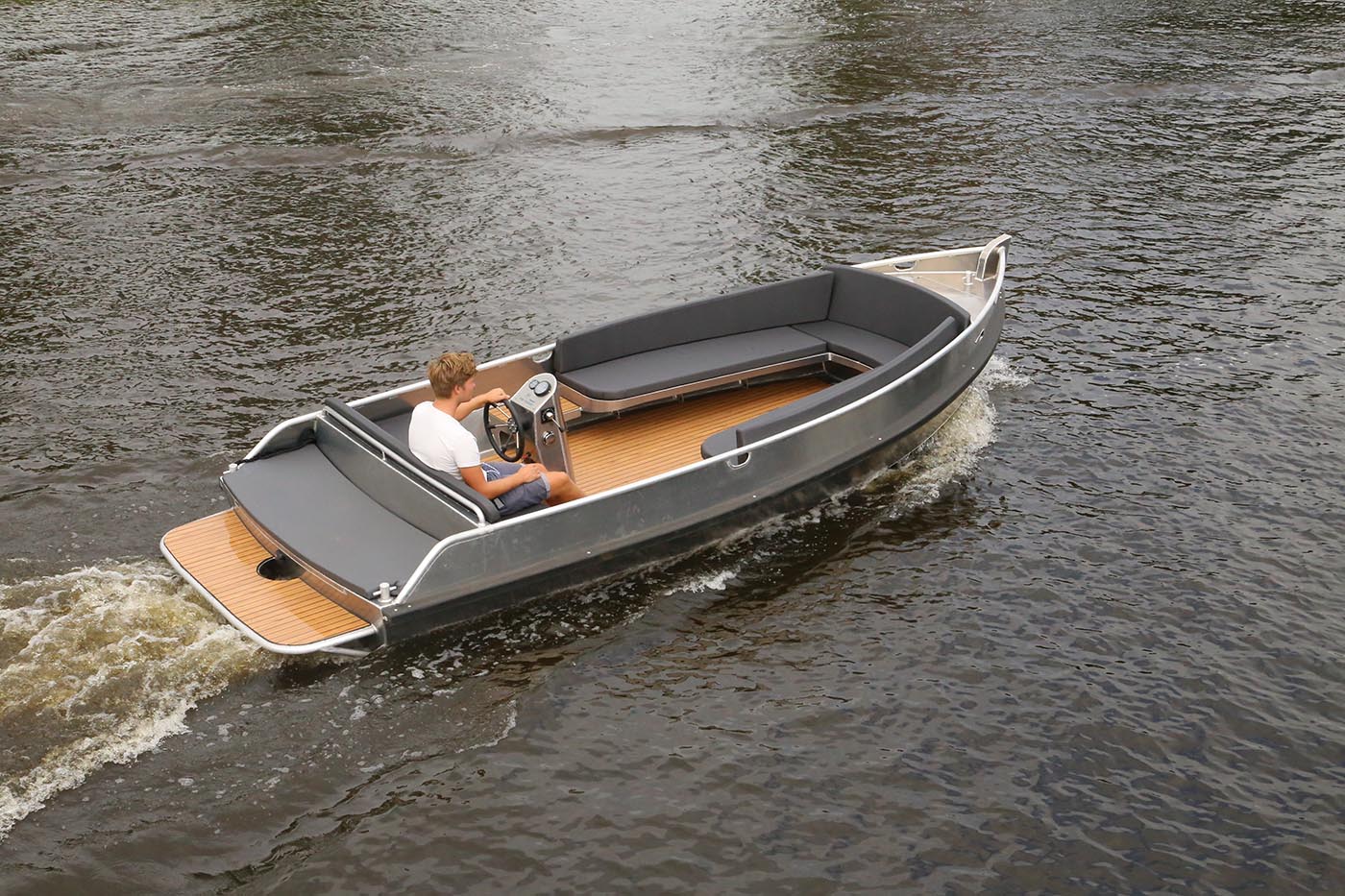E-sloep 590