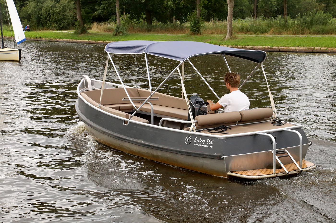 E-sloep 550
