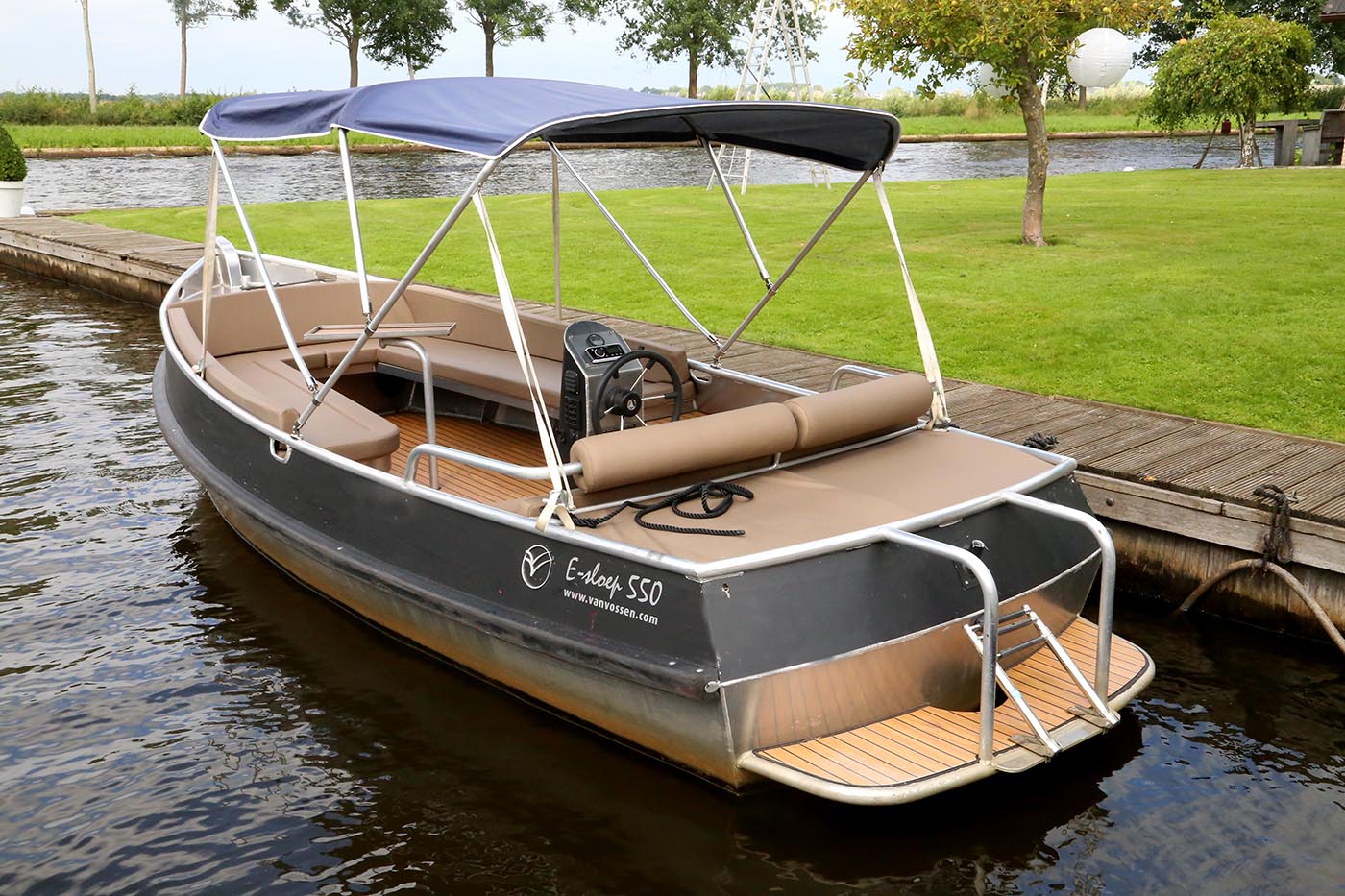 E-sloep 550